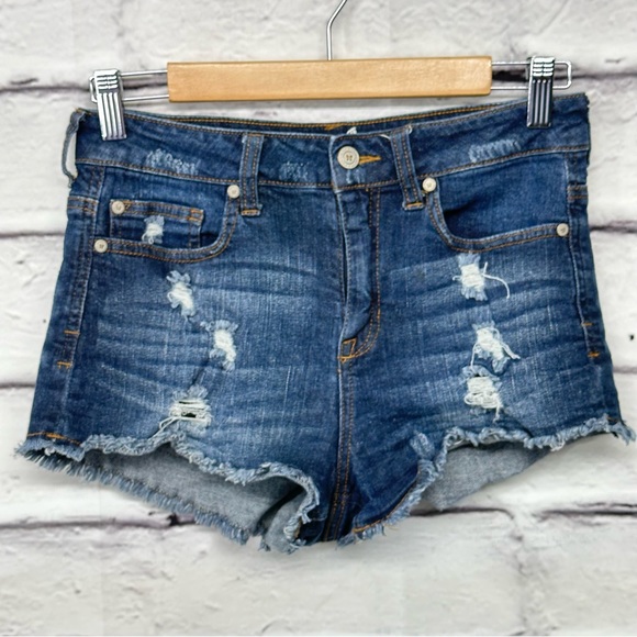 ALTAR’D STATE Jean Shorts Distressed Dark Wash Size 27/5 High Waisted - Picture 8 of 9